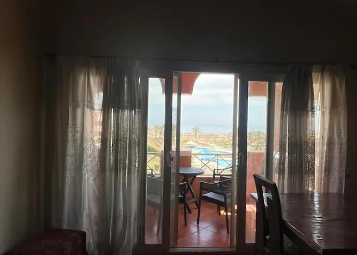 Caribbean Porto Elsokhna Hotel 4*
